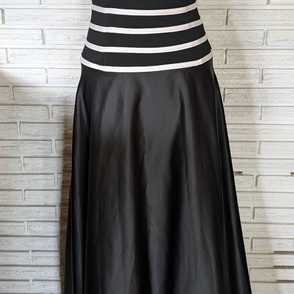 Js Collections Black And White Striped Dress Gown… - image 5